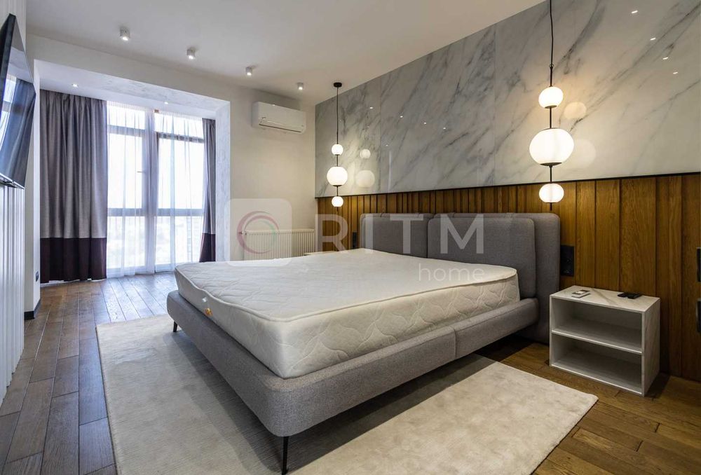 Пропонується простора, 2к +кухня студія з сучасним ремонтом