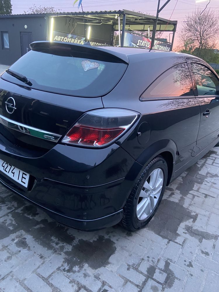 Продам Opel Astra 2008