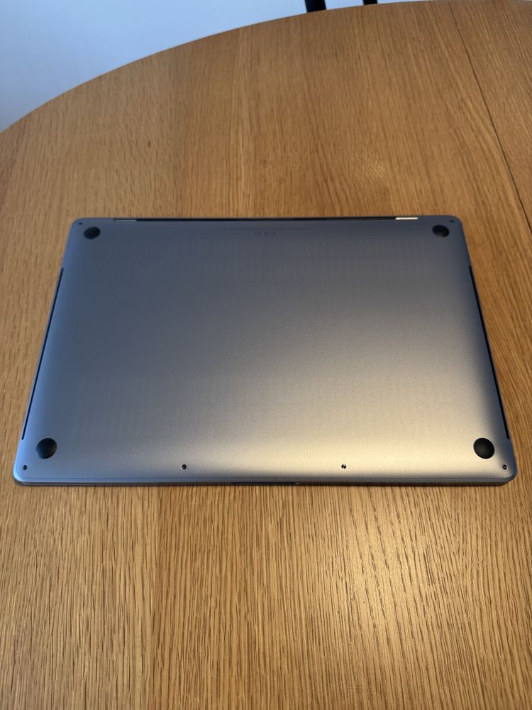 Laptop Apple Macbook Pro 16”, 512Gb ssd, 16gb ram, i7