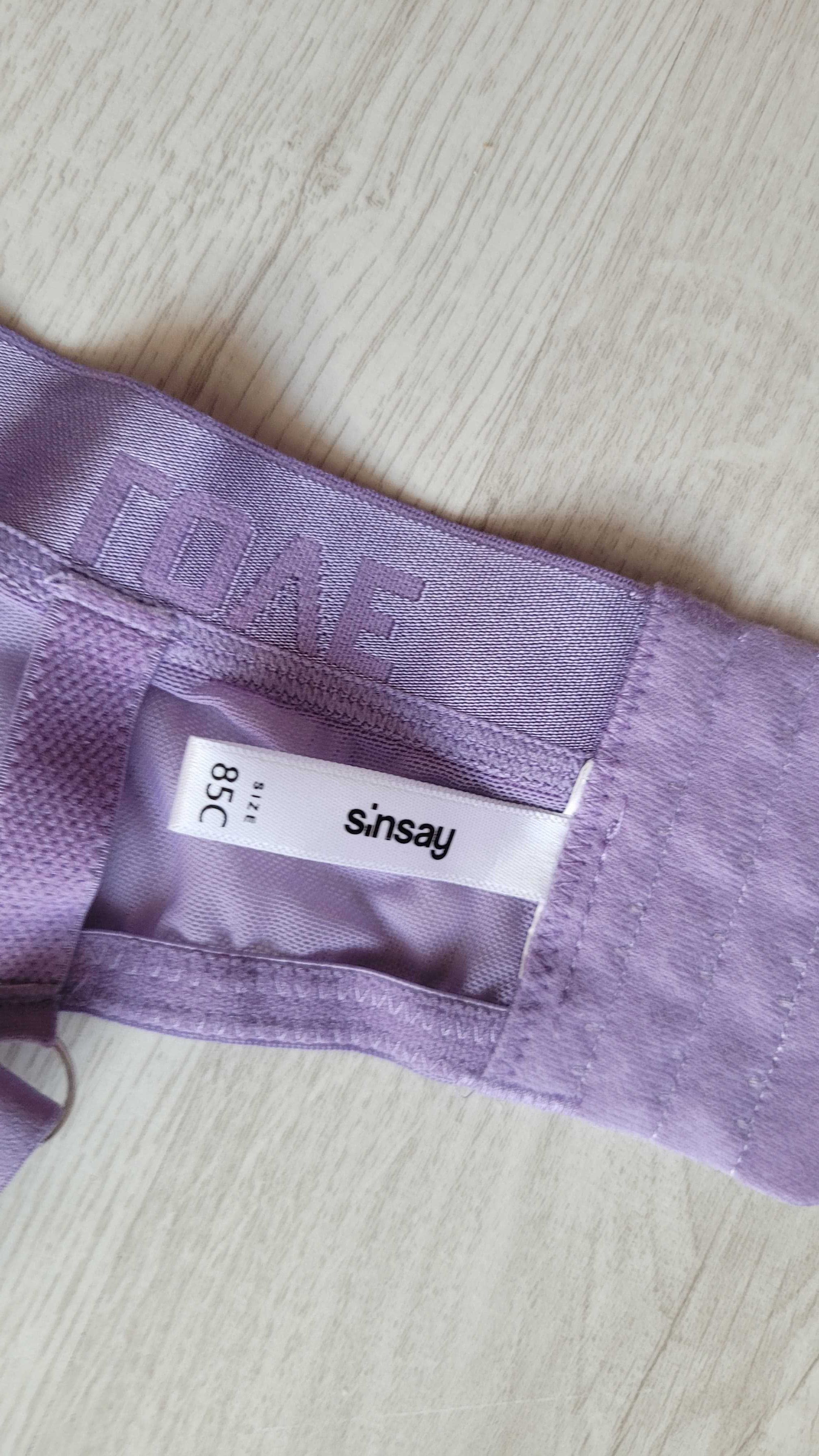 Biustonosz miękki Sinsay r. 85C + stringi