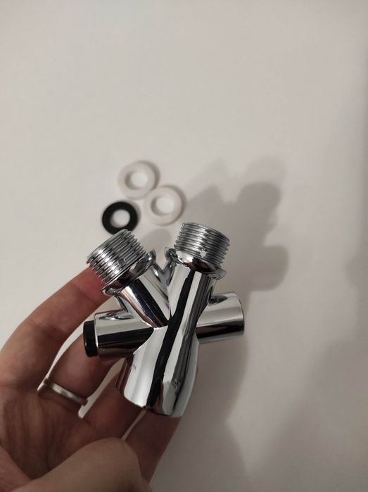 Zawór kątowy rozdzielacz wody z prysznica