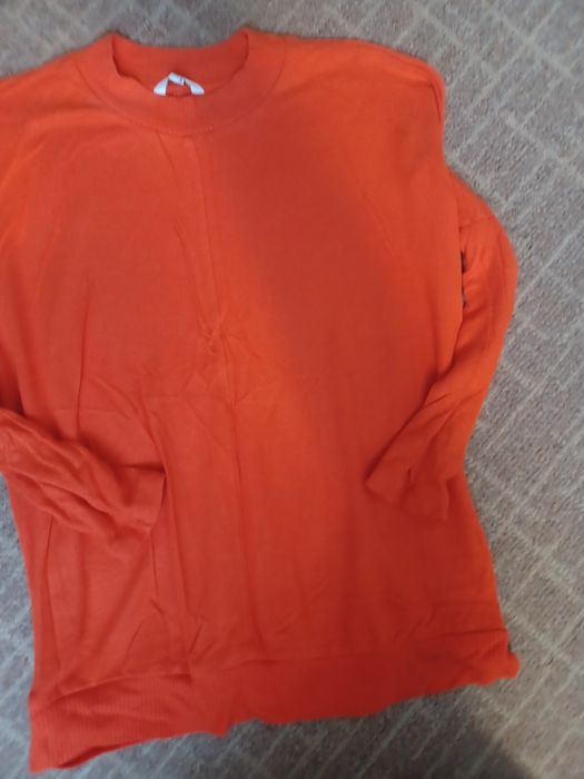 Sweter damski cieplutki