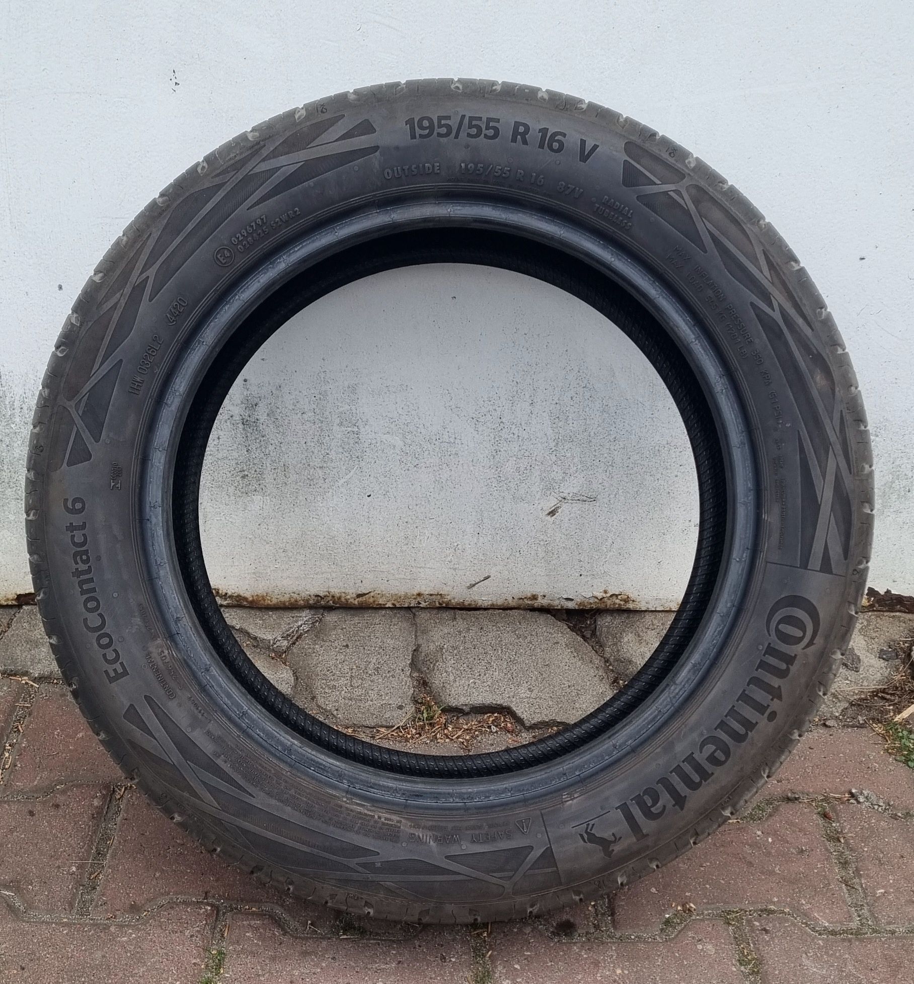 195/55R16V Continental Eco contact 6 lato ładne