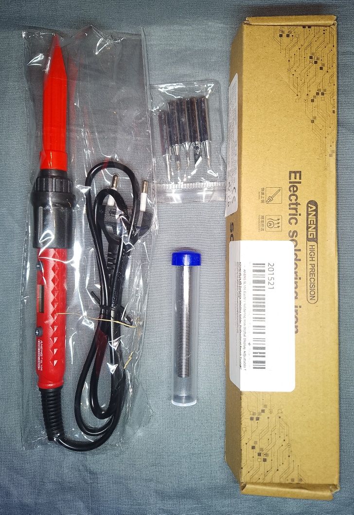 Паяльники 220V та USB 8-60W зі змінним жалом та дисплеєм
