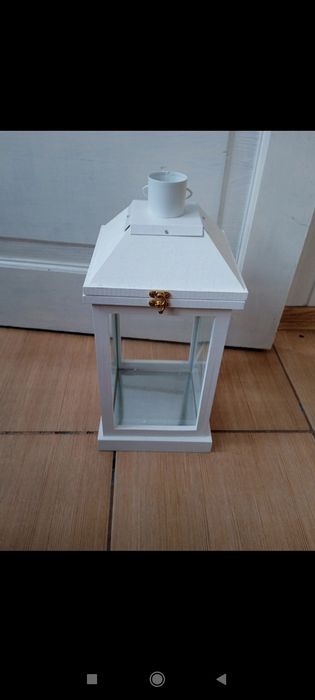 Lampion biały drewniany