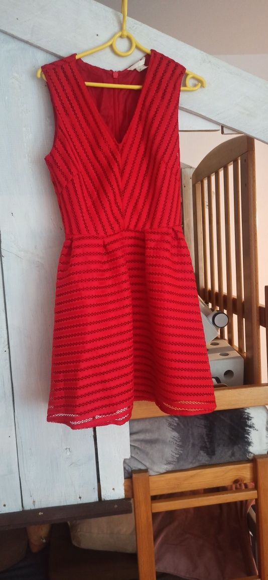 Sukienka czerwona H&M 38