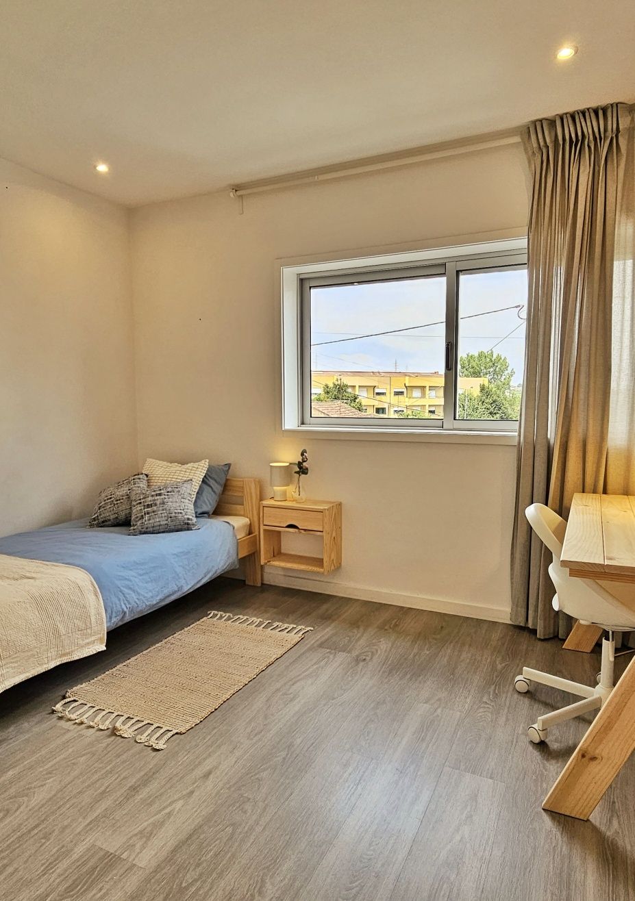Quarto Individual – 10 m² | Rio Tinto