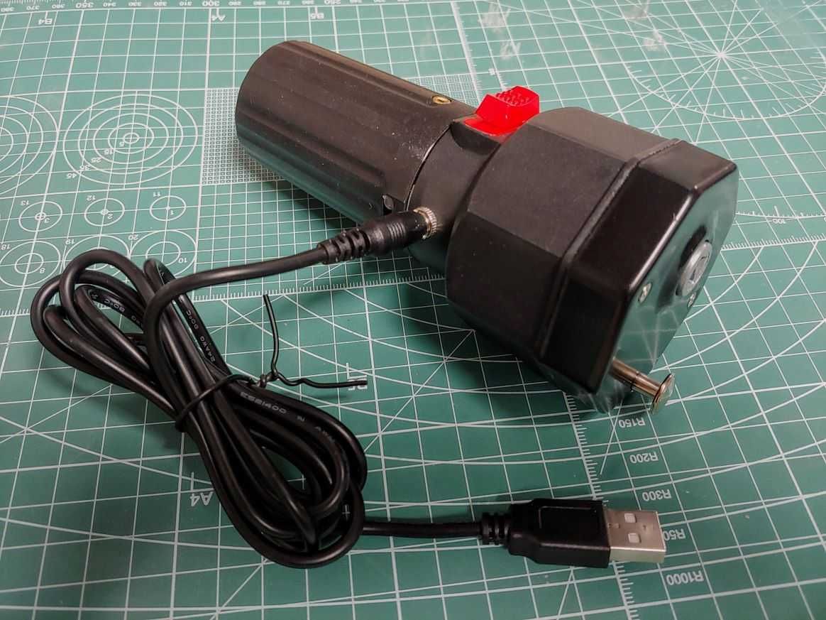 Двигун для мангалу, гриля/барбекю (5 V, USB-кабель в комплекті) чорний