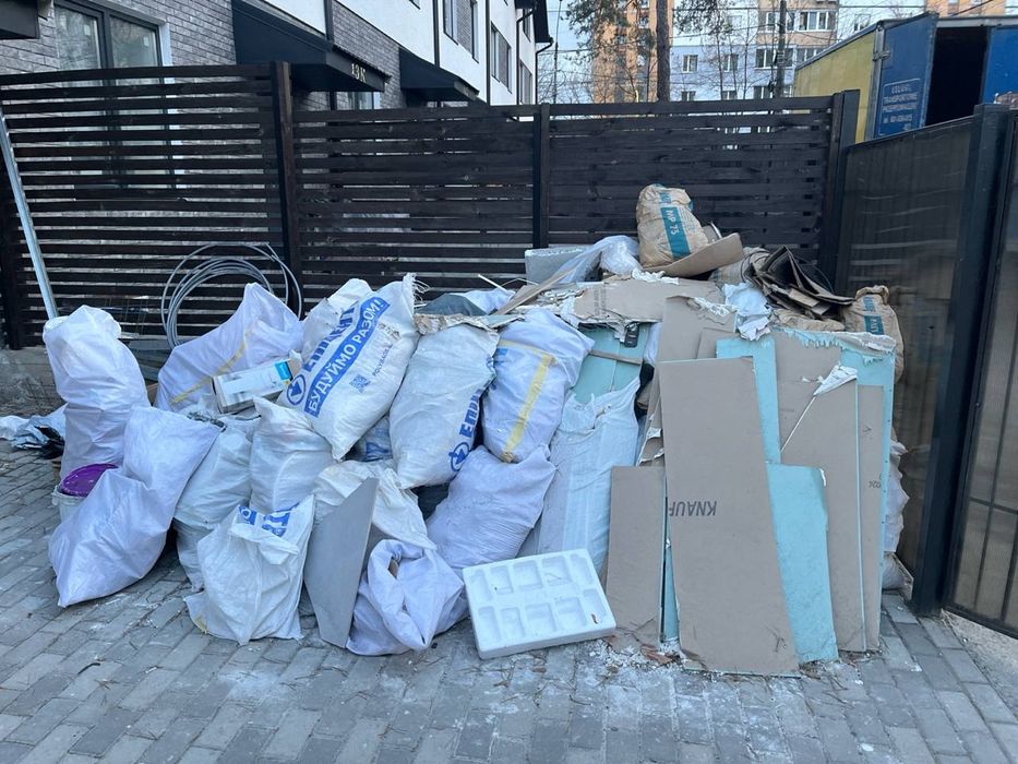 Вивіз сміття , будівельного, побутового хламу