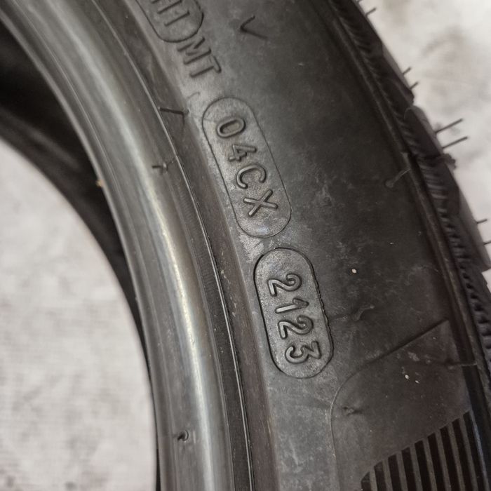225/45R18 Michelin zima