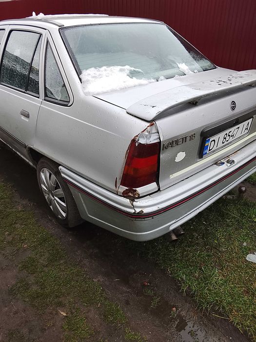 Продам авто . Усі питання за номером мобільного