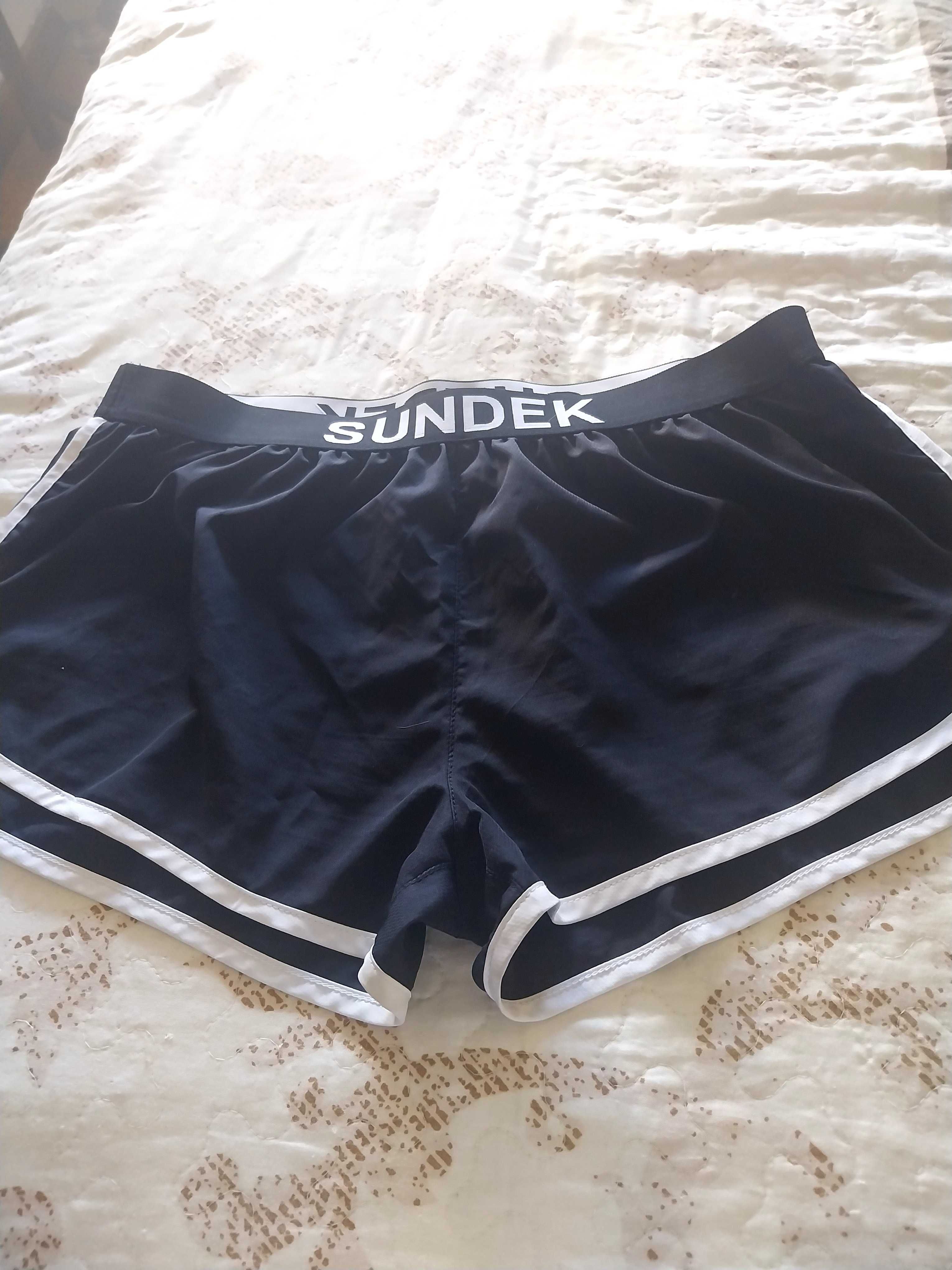 Calcoes Sundek, como novos
