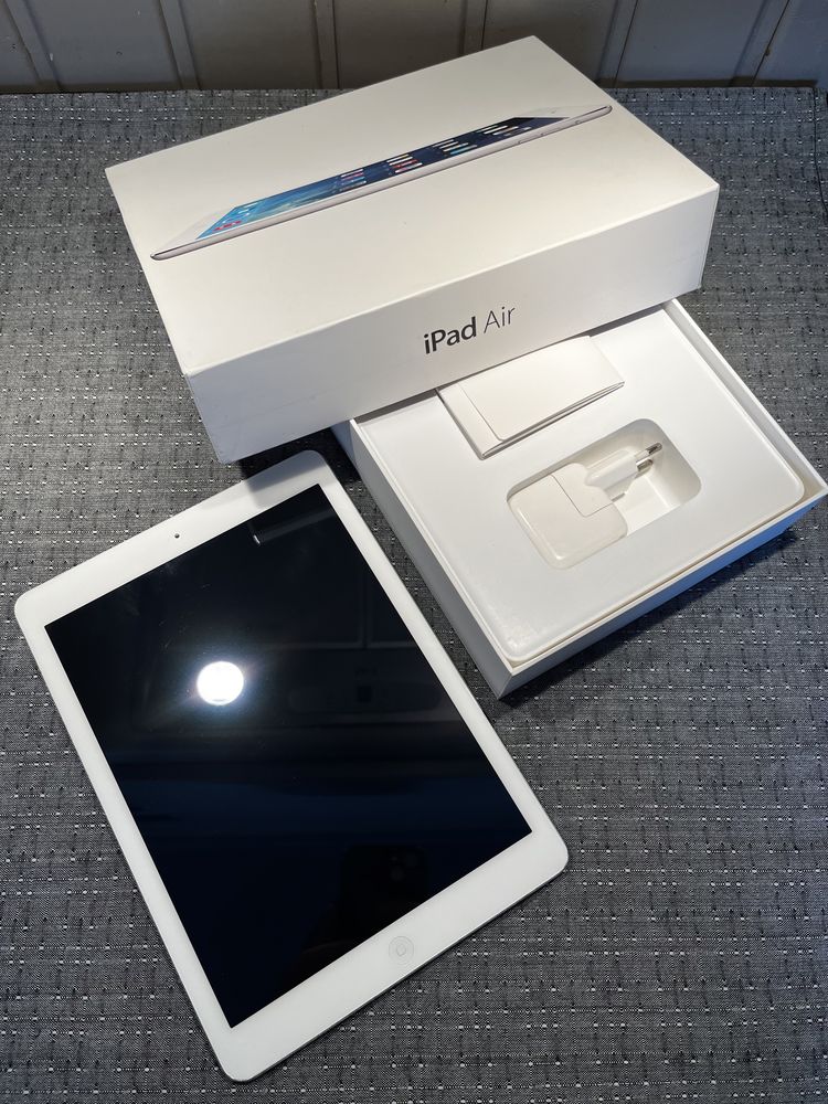 Apple iPad Air Wifi CELL 16GB Silver A1475