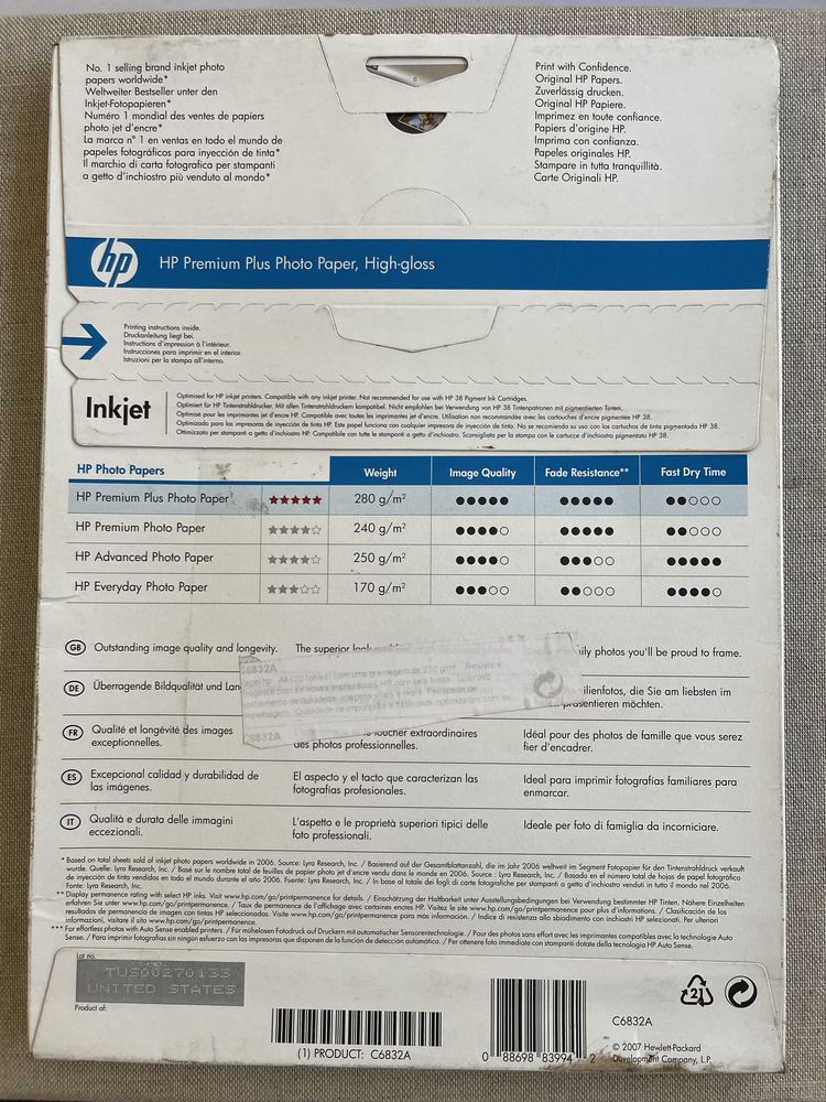HP Premium Plus Photo Paper - Papel