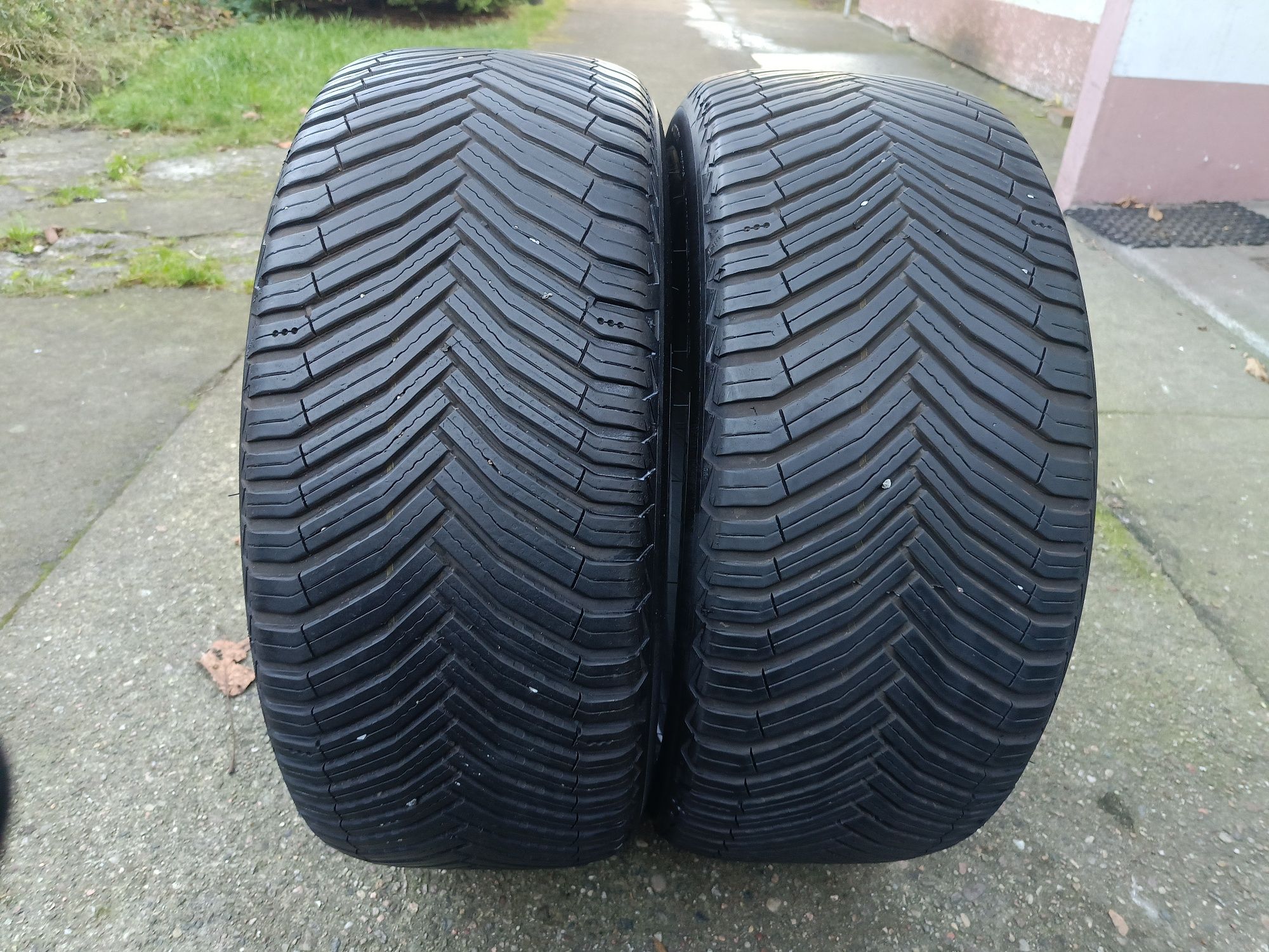2szt Michelin Cross Climate 2 SUV 255/45/19 104H  2023rok