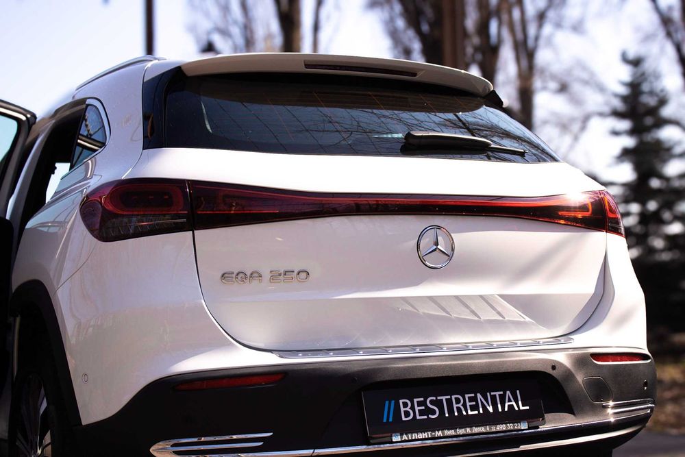 Прокат / Оренда Mercedes Benz EQА 250