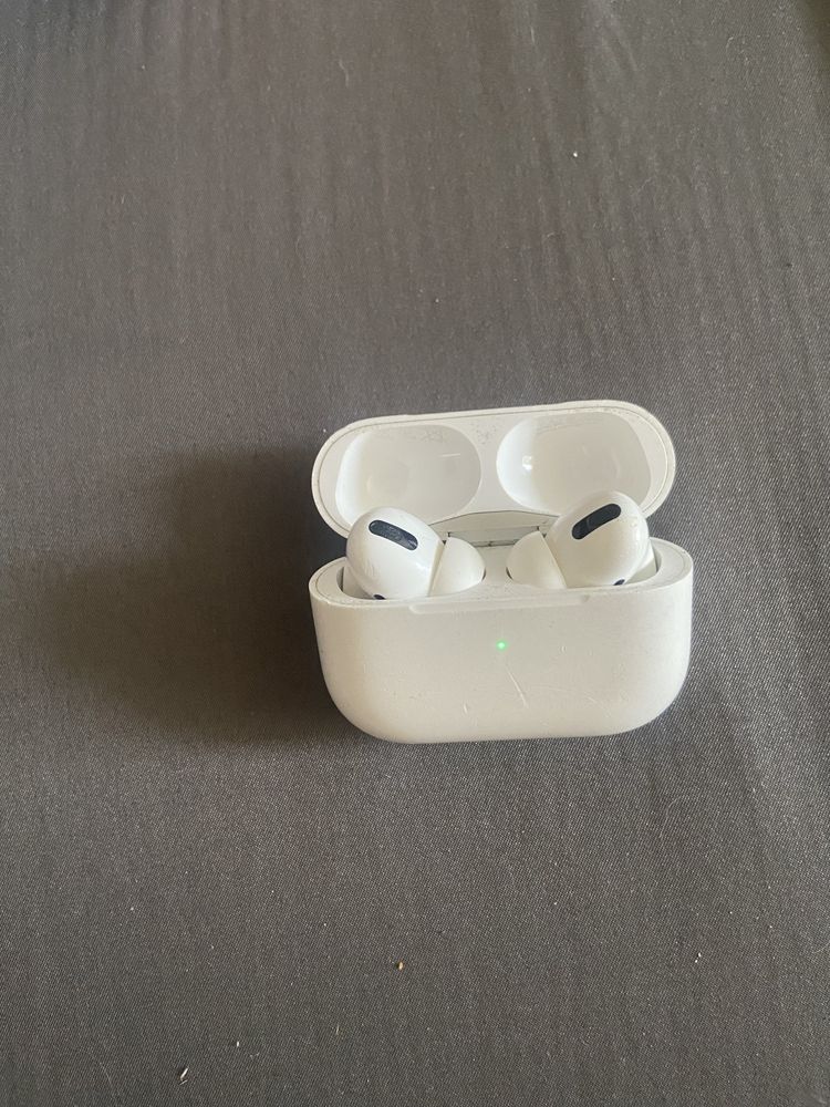 Airpodsy pro pierwsza generacja