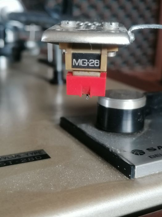 Gira Discos Sanyo TP 625