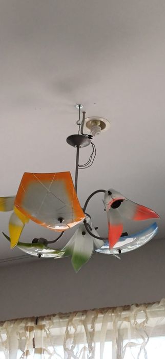 Żyrandol z PRL- u. Lara 70 - / 80 - te.
