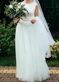 Minimalistyczna suknia ślubna Laurelle Nina