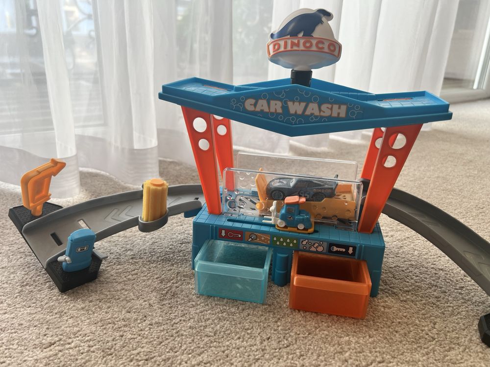 Hotwheels набір треки гірки автомийка