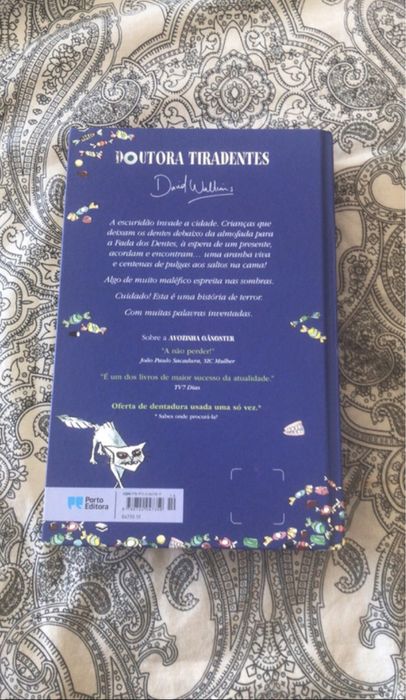 livro “Doutora tiradentes”