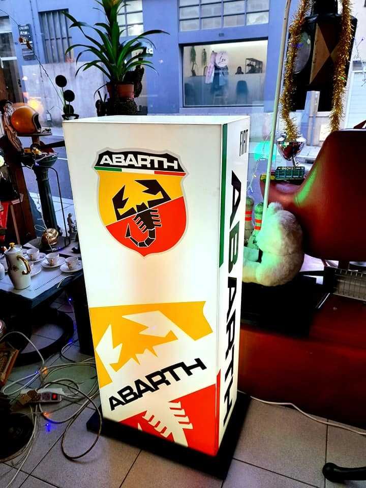 Painel luminoso Abarth