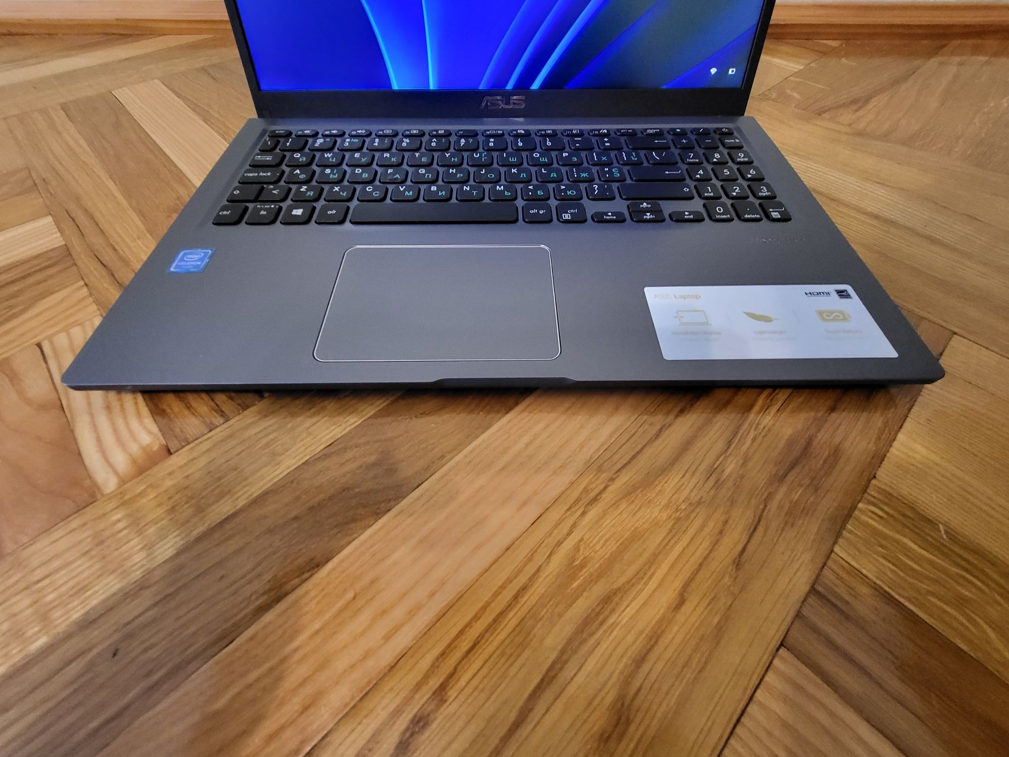 Ноутбук Asus F515m celeron N4020/256ssd/4ram/15.6