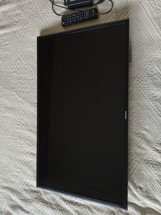 Telewizor Samsung 32 całe stan bardzo dobry