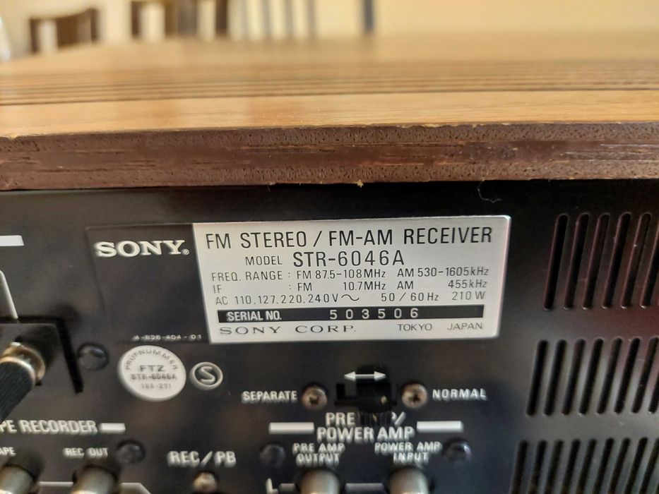Vendo Rádio amplificador Sony STR 6046A