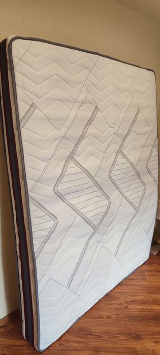 Матрас пружинный двуспальный Extra Argon