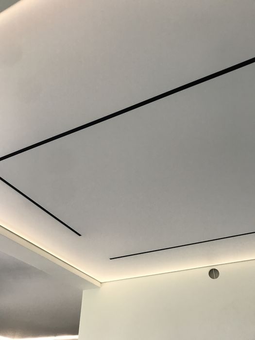 Натяжні стелі , глянцеві матові сатинові