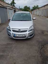 Opel Zafira B 1.7