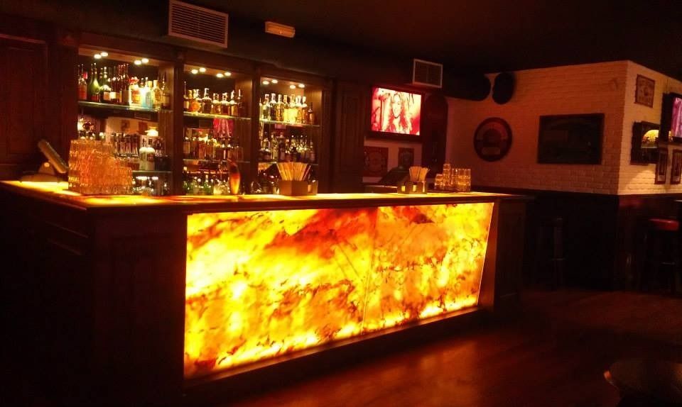 Bar na Baía da Amora
