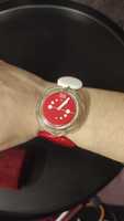 Relógio Swatch vermelho