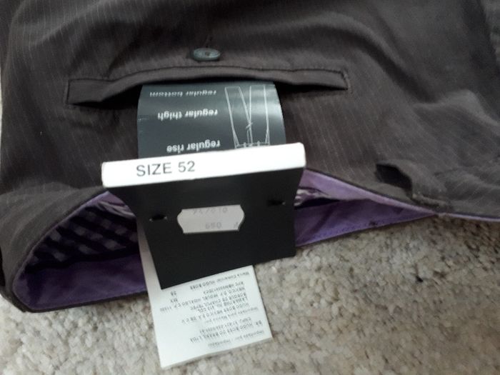 Nowe oryginalne spodnie Hugo Boss D-72555 Metzingen 52 z metkami