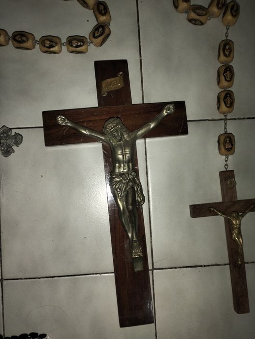 Crusefixo e terço
