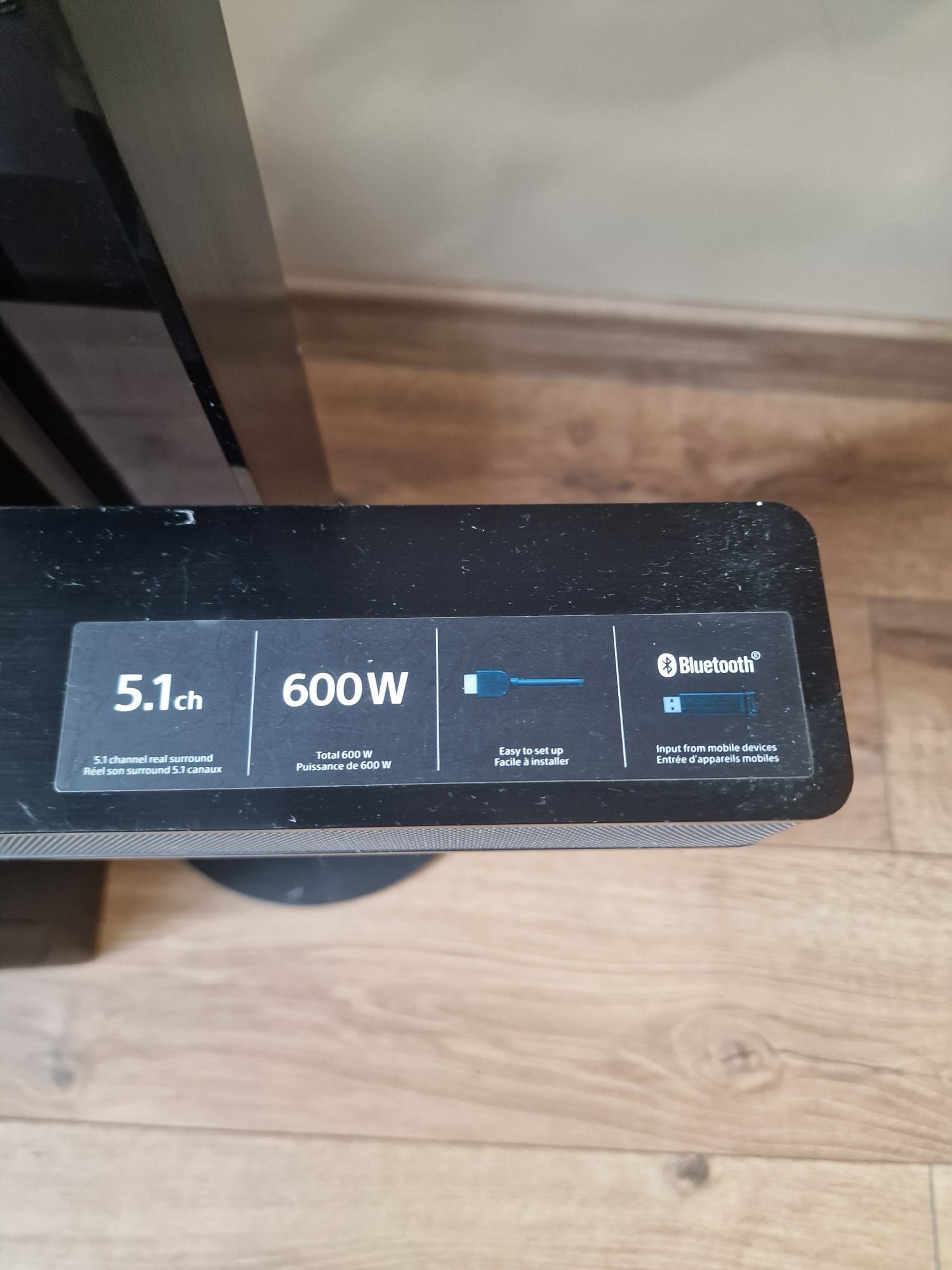 Soundbar sony model SS-SRT4