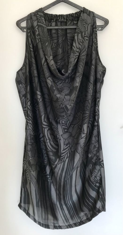 Vestido preto e cinzento solto (Sisley, tamanho XL)