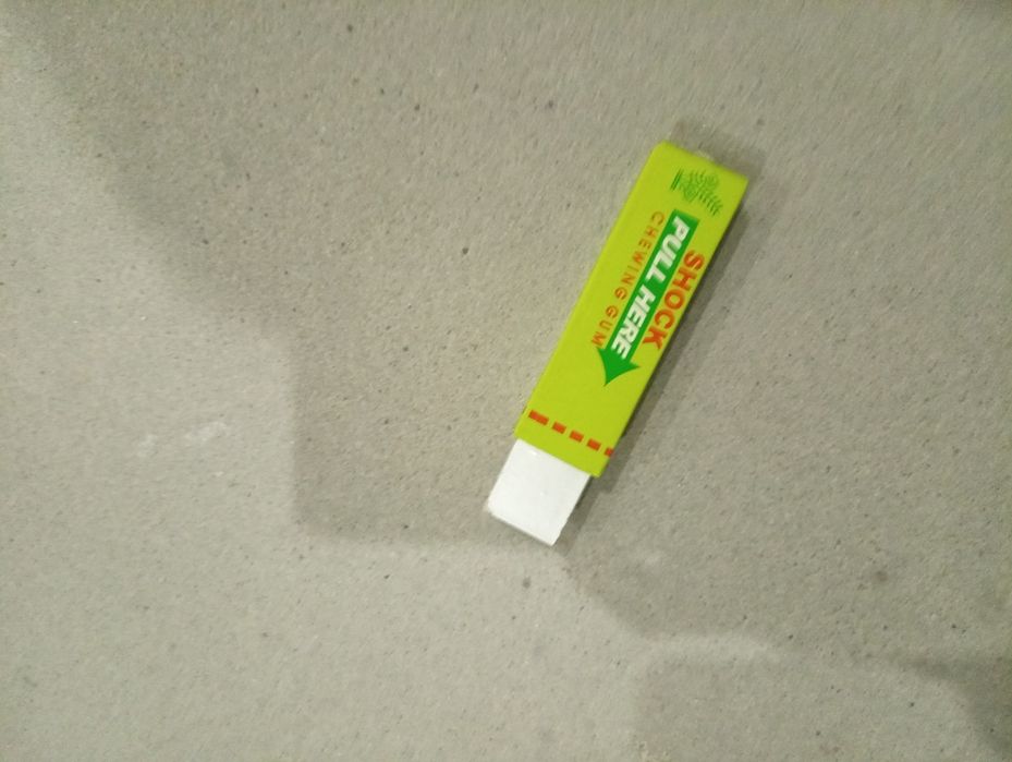 Жвачка электрошокер в хорошем состоянии