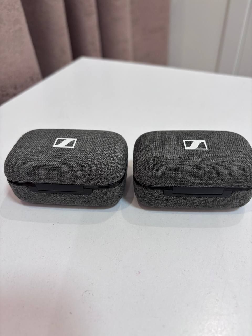 Бездротовіі преміум навушники Sennheiser Momentum True Wireless