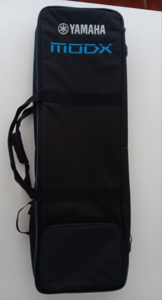 Yamaha MODX7 + Softcase