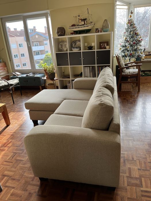 Sofá com chaise longue Gato Preto quase novo