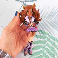 Boneca grande Monster High em goma pvc