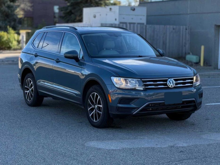 Volkswagen Tiguan      2021