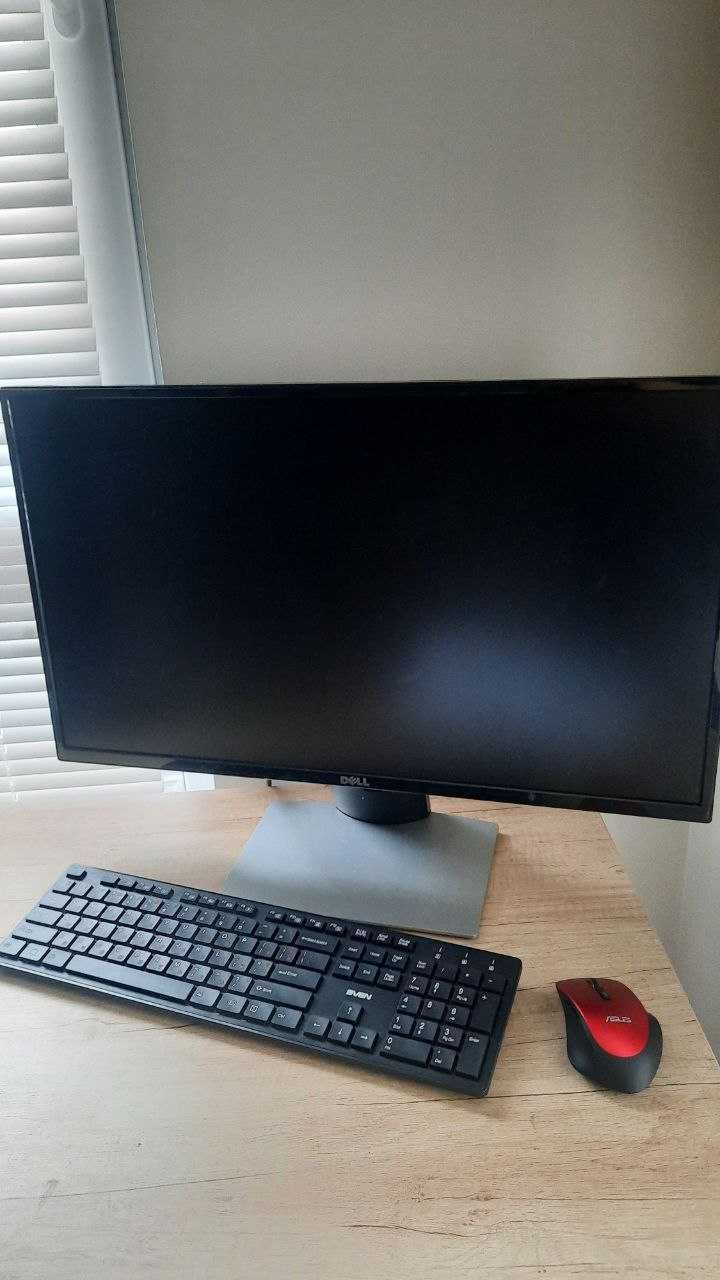 Komputer Intel Core i7  z monitorem Dell 27"