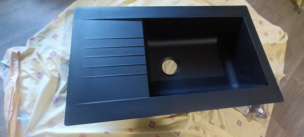 Banca de cozinha em resina cinzento escuro nova