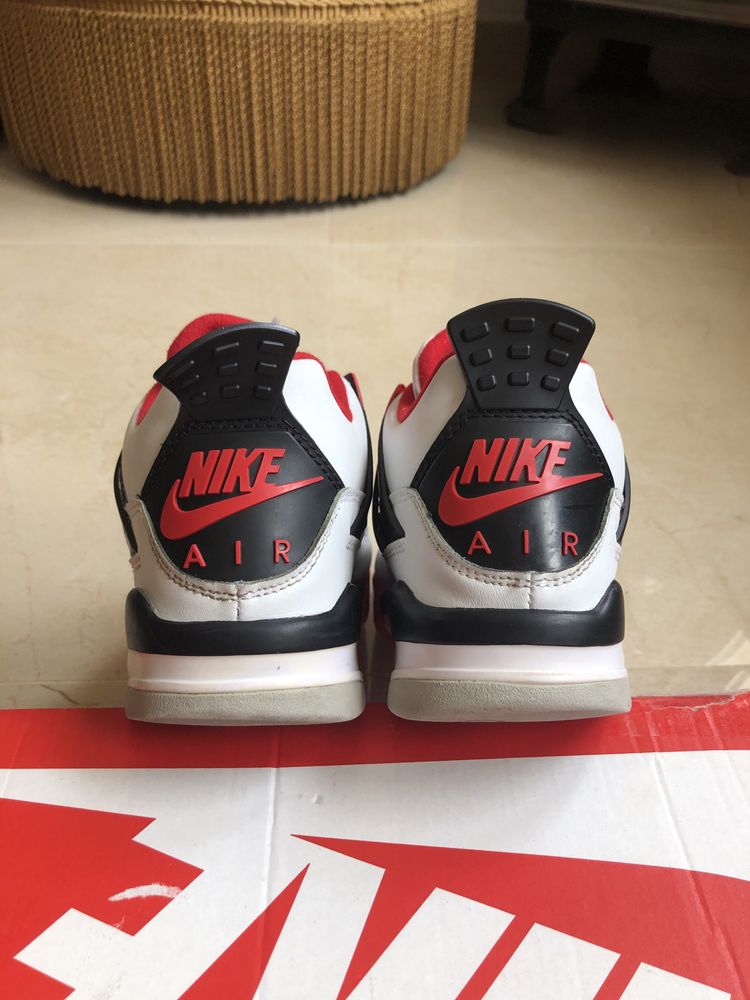 Jordan 4 retro 2012 (40)