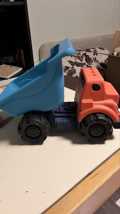 Батат самоскид машина для ігор в піску