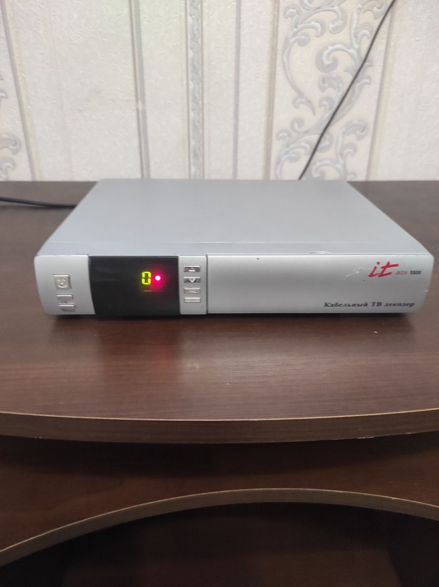 Продам декодер робочий